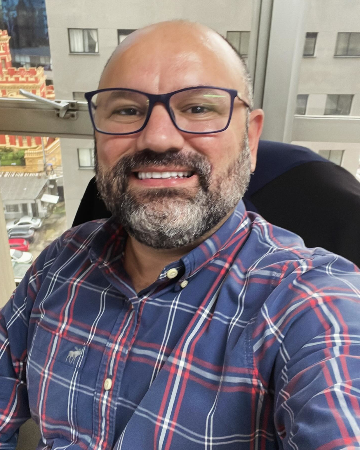 Dr. Erick Andrade